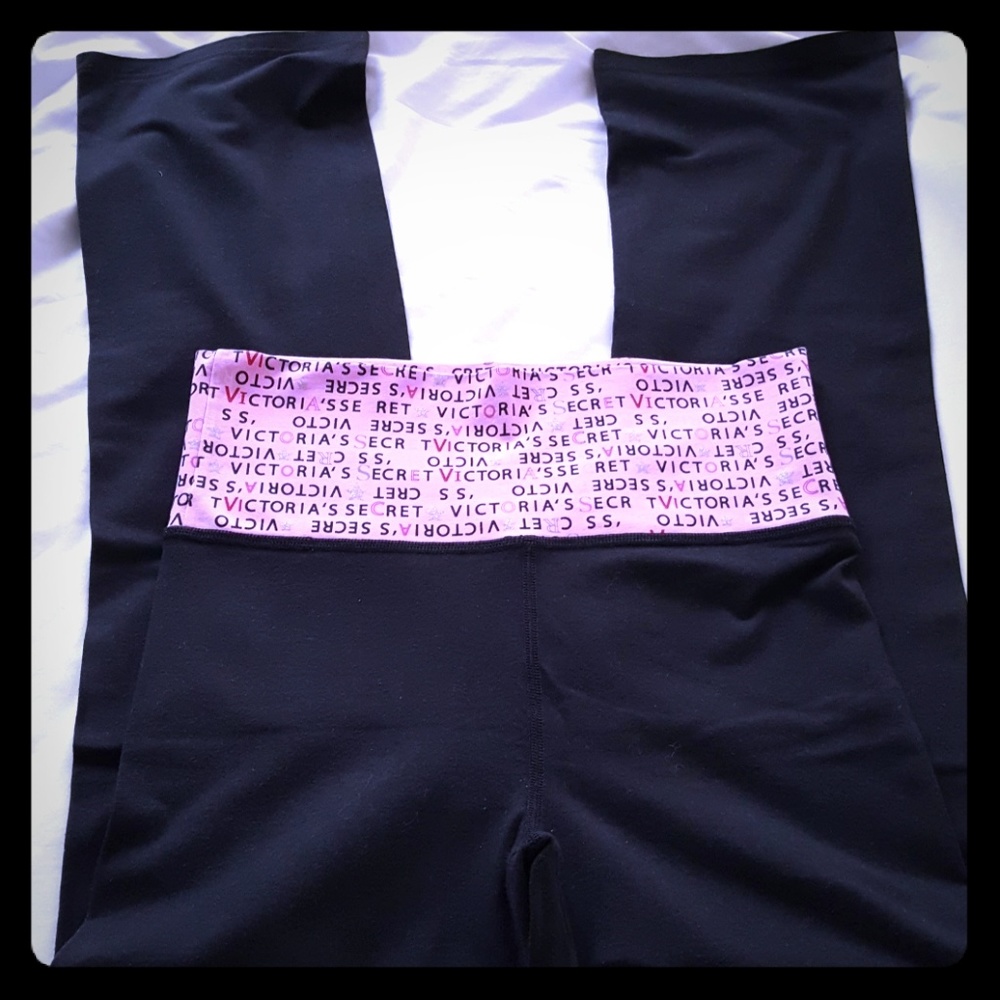 NWOT VICTORIA'S SECRET LETTER PRINT PANT